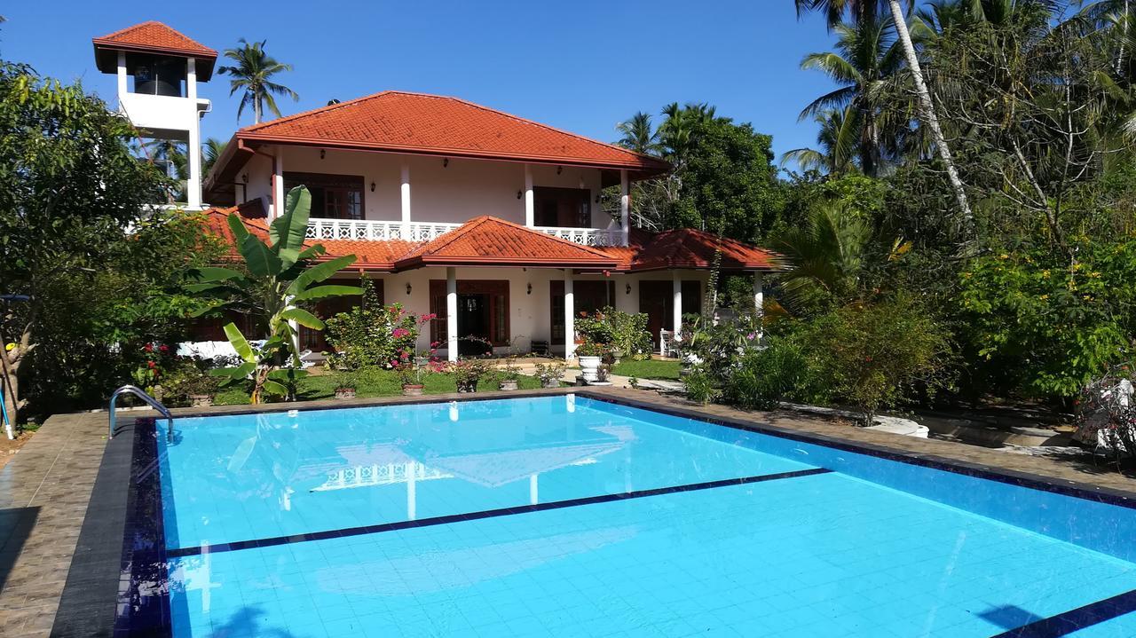 Siroma Villa Bentota Exterior photo